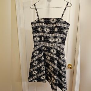 Sam Edelman Black and Cream Dress